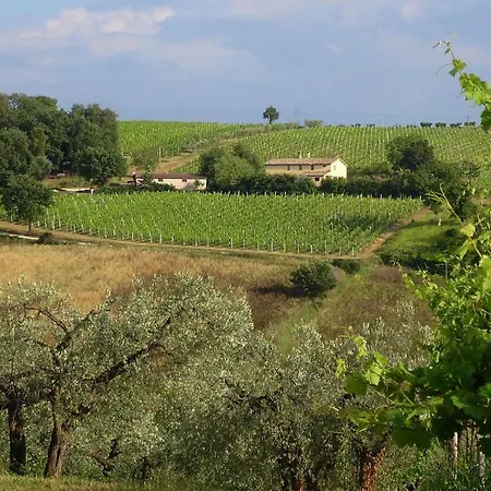 مزرعة للإقامة Agriturismo Gli Olmi *