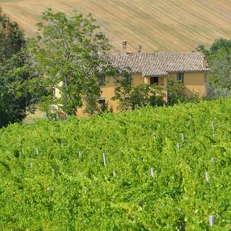 مزرعة للإقامة Agriturismo Gli Olmi