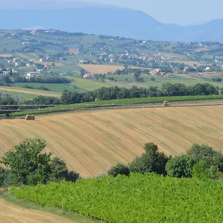 مزرعة للإقامة Agriturismo Gli Olmi Castel Ritaldi